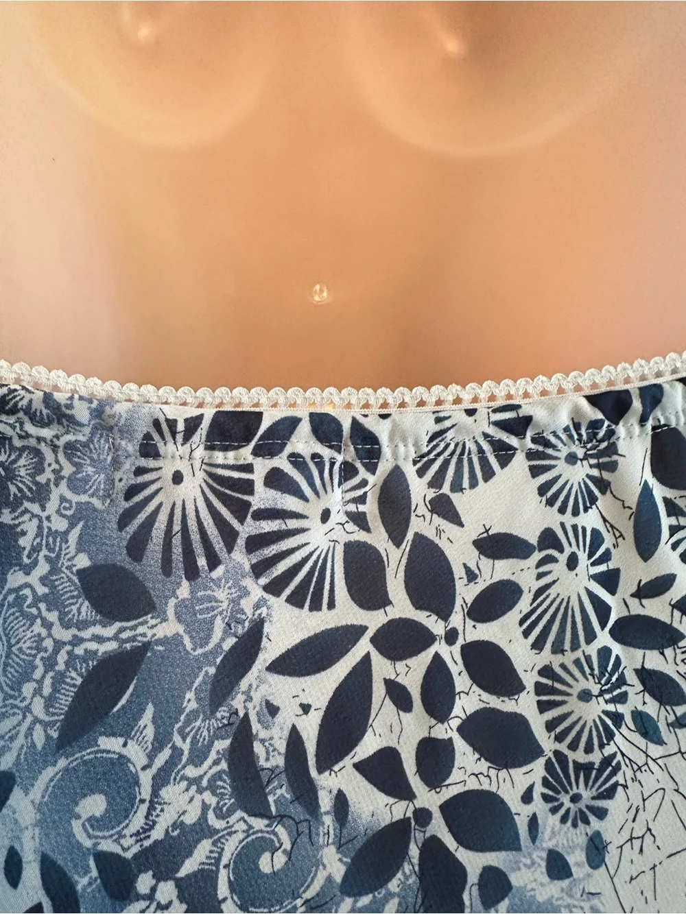 Newsworthy NWT Blue White Georgette Print Flounce Midi Skirt Small